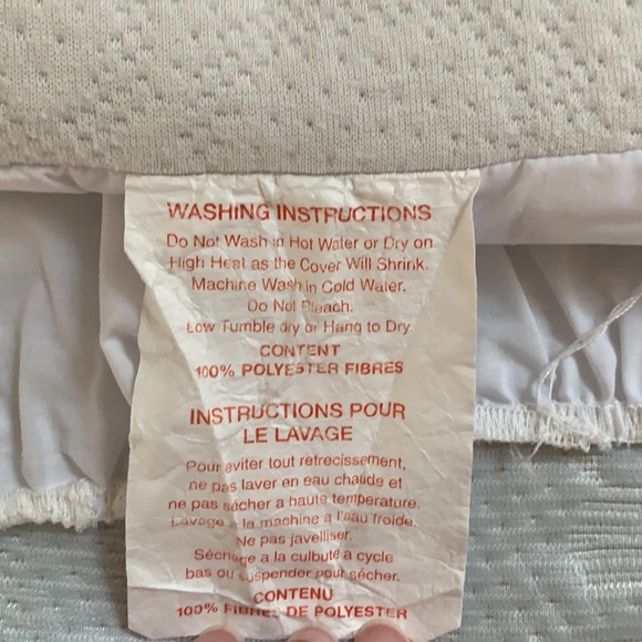 Simmons Crib Mattress Protector - Picture 3 of 4